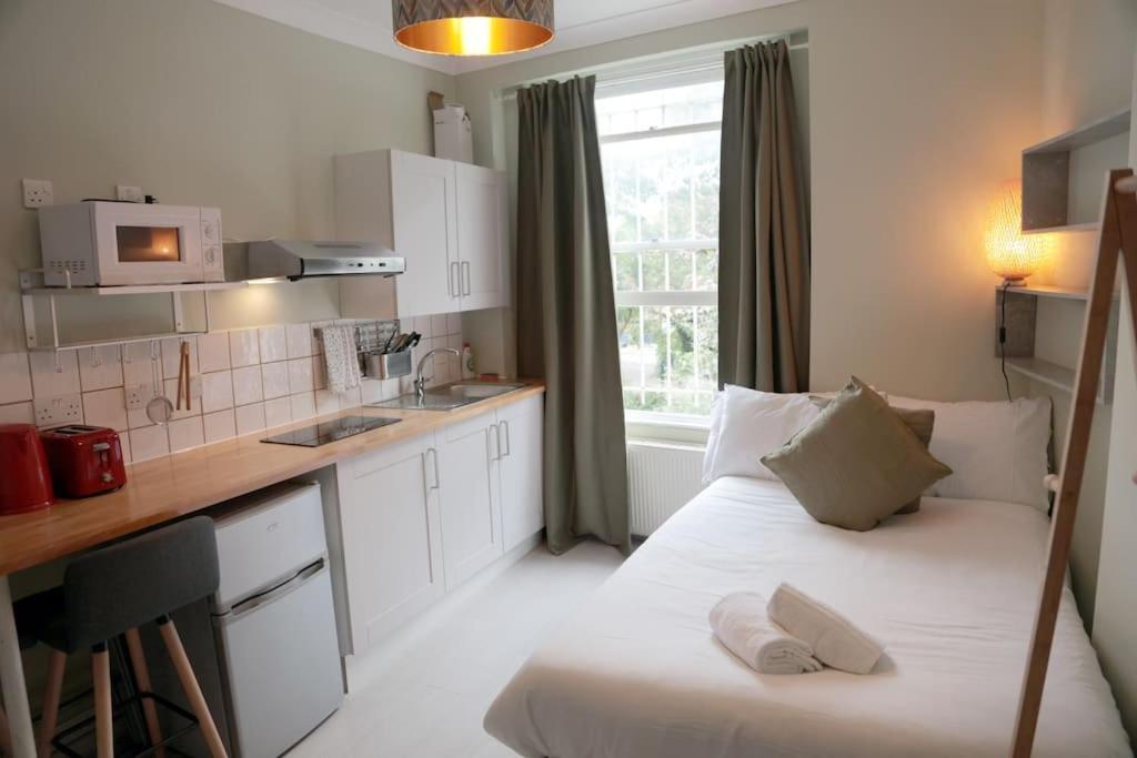 לונדון Cosy Chic Studio In King'S Cross מראה חיצוני תמונה